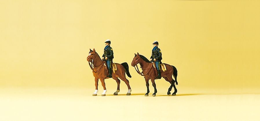 Preiser 79149 N USA Mounted Police Officers Figures (Set of 2)