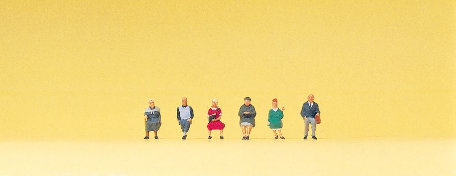 Preiser 88553 Z Seated Elderly Passengers Figures (Set of 6)