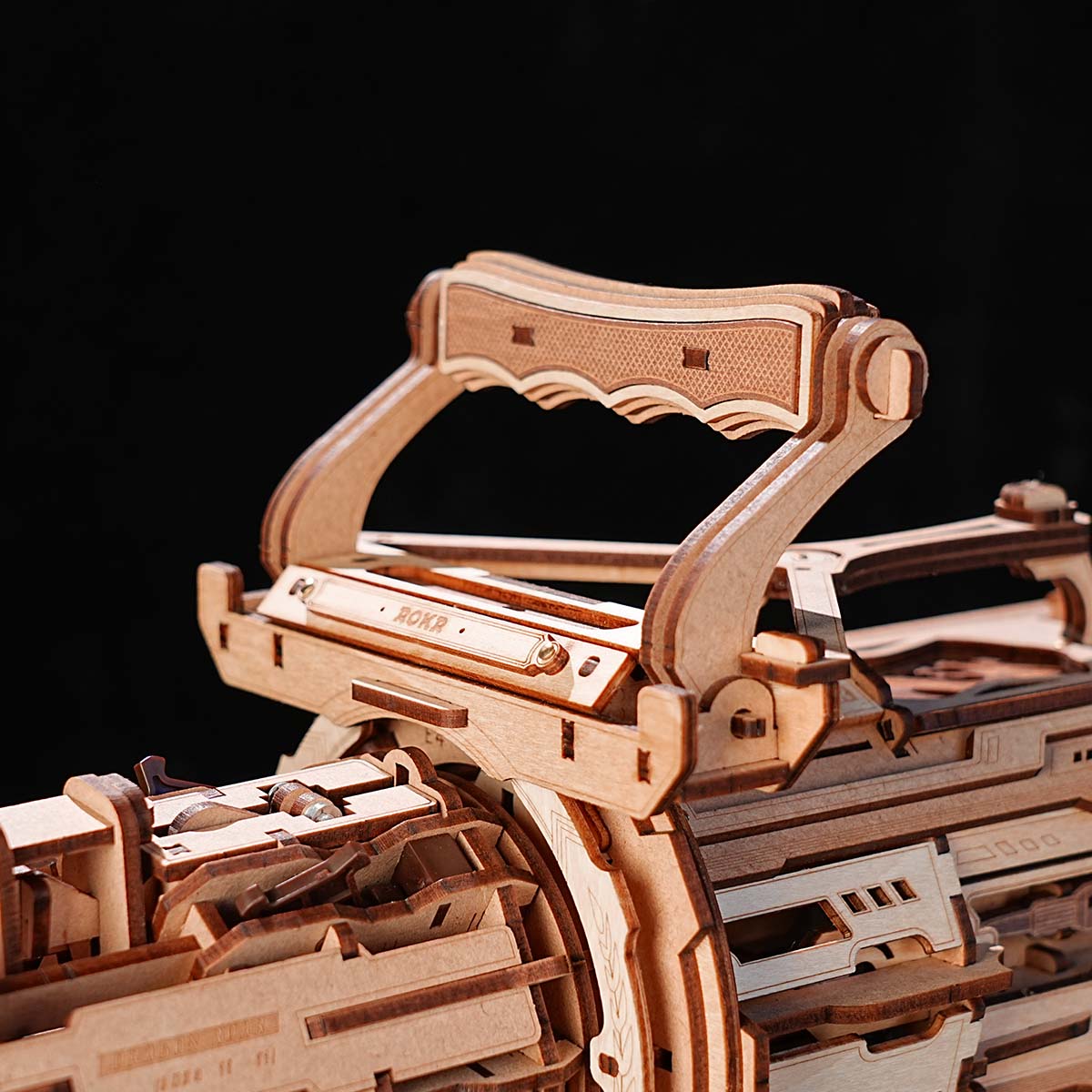 Robotime LQA01 ROKR Rotating-Barrel Machine Toy Gun 3D Wooden Puzzle