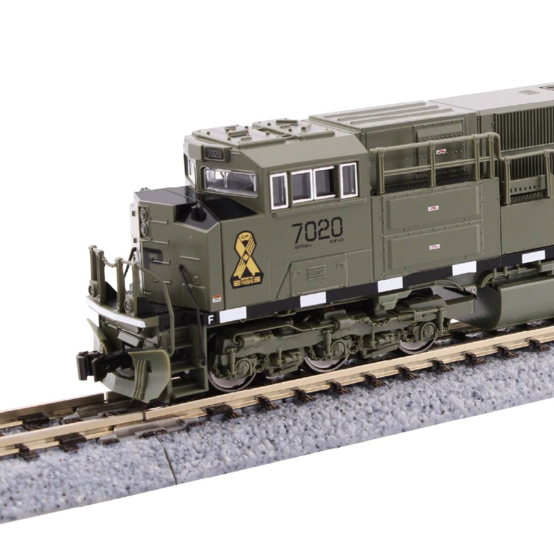 Kato 176-8541-S N CP Green SD70ACu Diesel Locomotive with Sound #7020