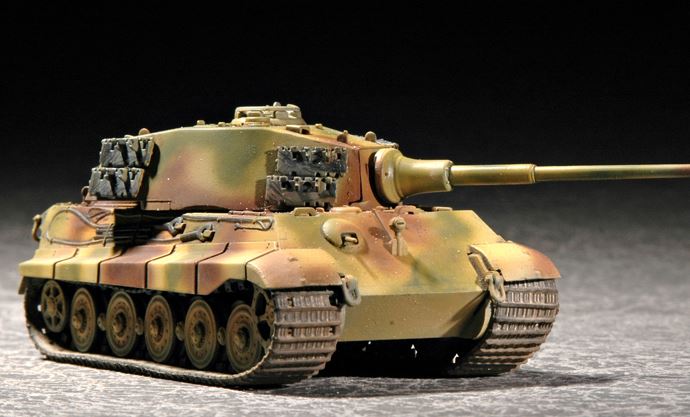 Trumpeter 07201 1:72 German Sd.Kfz. 182 King Tiger (Henschel Turret) Model Kit