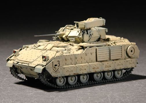 Trumpeter 07297 1:72 M2A2 ODS/ODS-E Bradley Fighting Vehicle Military Tank Kit