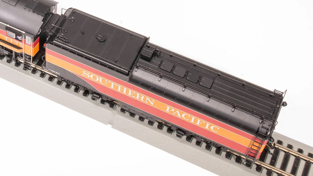 Broadway Limited 7616 HO SP Daylight GS-4 Steam Loco - Sound/DC/DCC, Smoke #4435