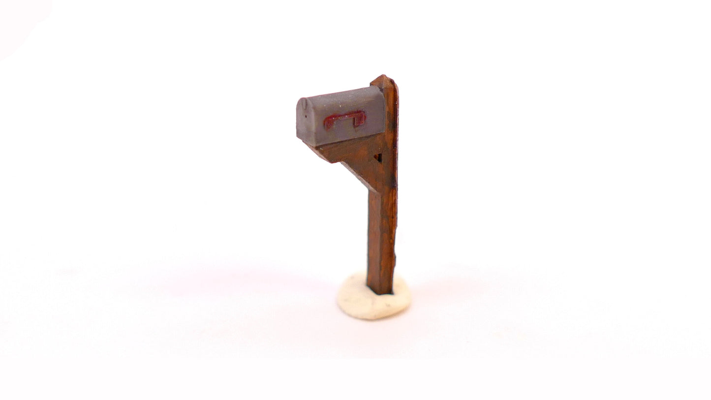 All Scale Miniatures 870774 HO Undecorated Roadside On Post Mailbox (Pack of 5)