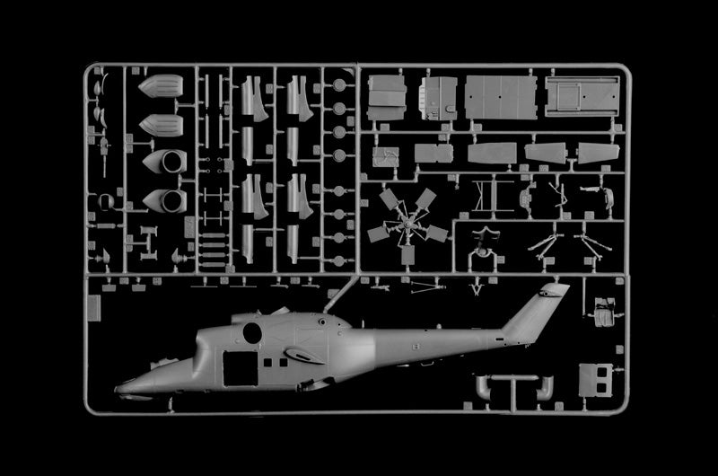 Italeri 1432 1:72 Mil Mi-24/Mi-35 Hind Combat Helicopter Plastic Model Kit
