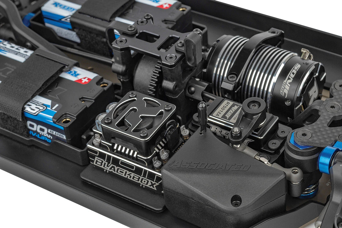 Team Associated 80955 1:8 RC8B4.2e Team Kit
