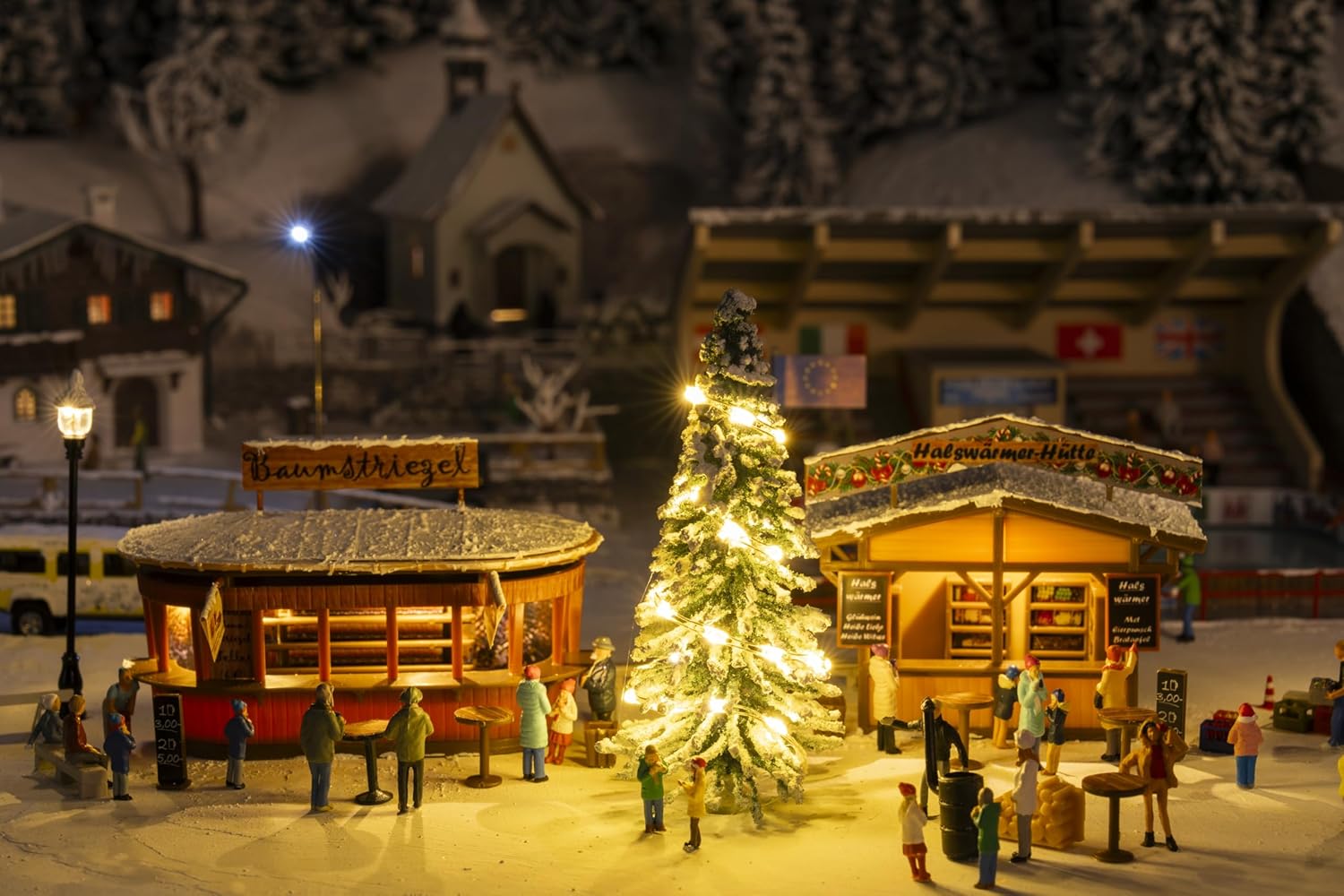 Faller 134006 HO 2 Christmas Market Stalls with Illuminated Christmas Tree Kit