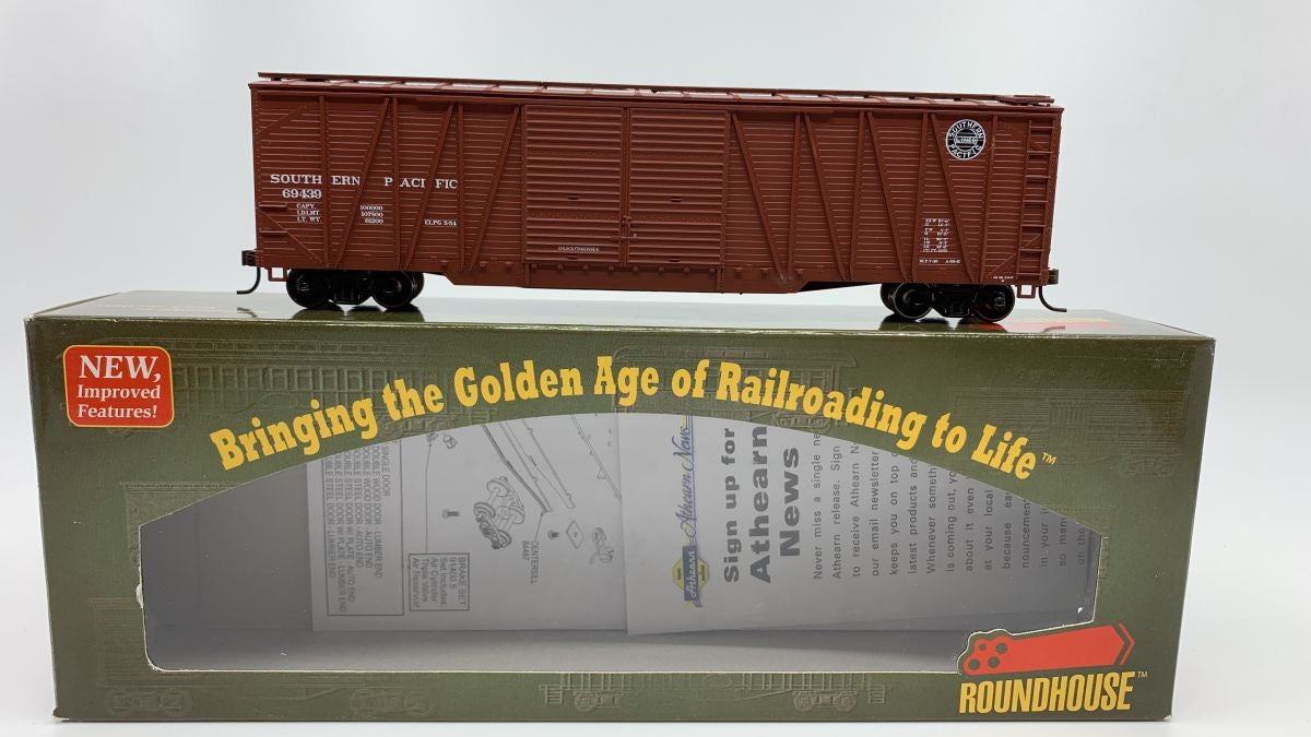 Roundhouse 84421 HO Southern Pacific RTR 50' Single Sheath Boxcar #69439