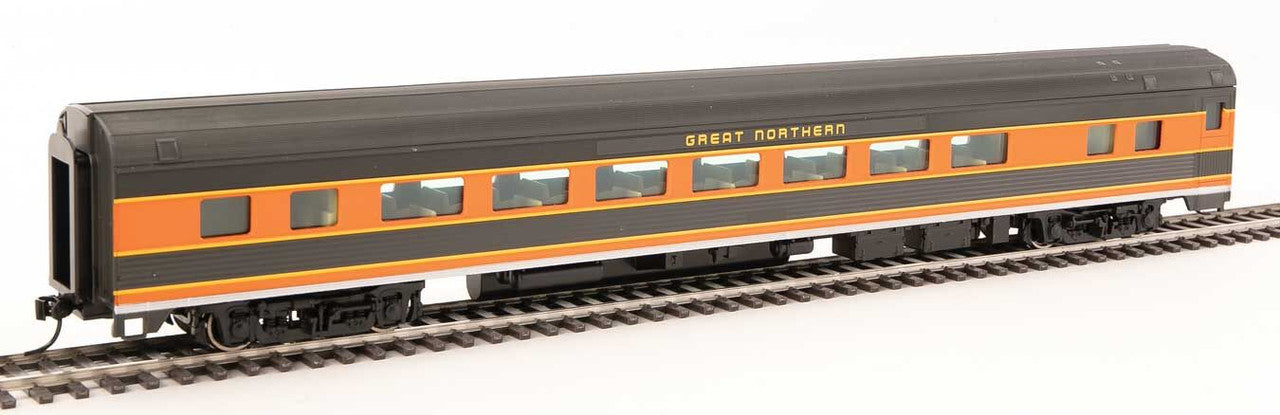 Walthers 910-30018 HO Scale Great Northern 85' Budd Large-Window Coach Car LN