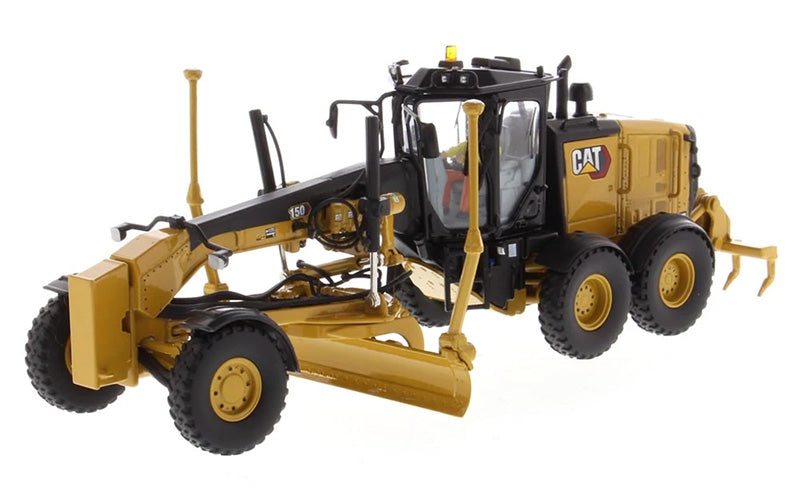DieCast Masters 85667 1:50 High Line Series Caterpillar 150 Motor Grader