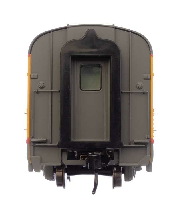 Walthers 920-9831 HO Union Pacific 85' Budd 10-6 Sleeper