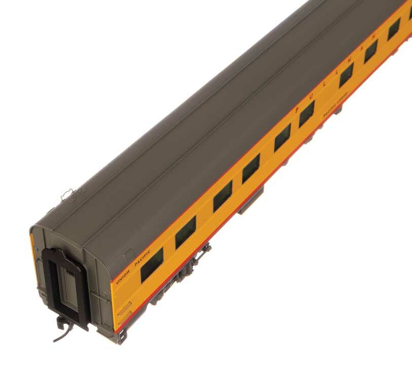 Walthers 920-9831 HO Union Pacific 85' Budd 10-6 Sleeper