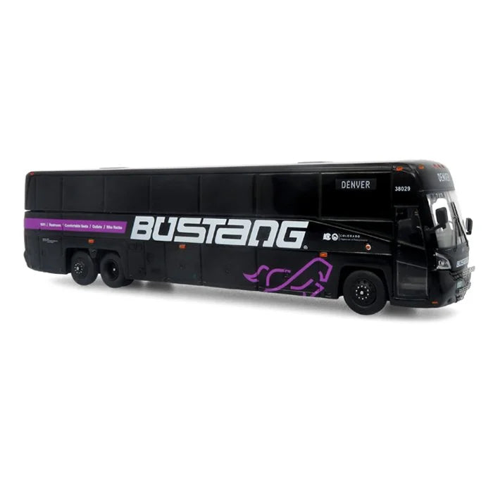 Iconic Replicas 87-0650 1:87 Bustang MCI D4520 Coach