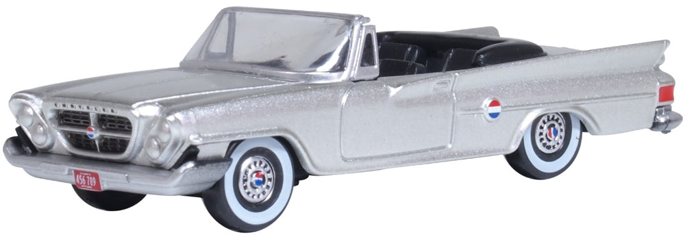 Oxford Diecast 87CC61007 1:87 1961 Chrysler 300 Convertible Diecast Model Car
