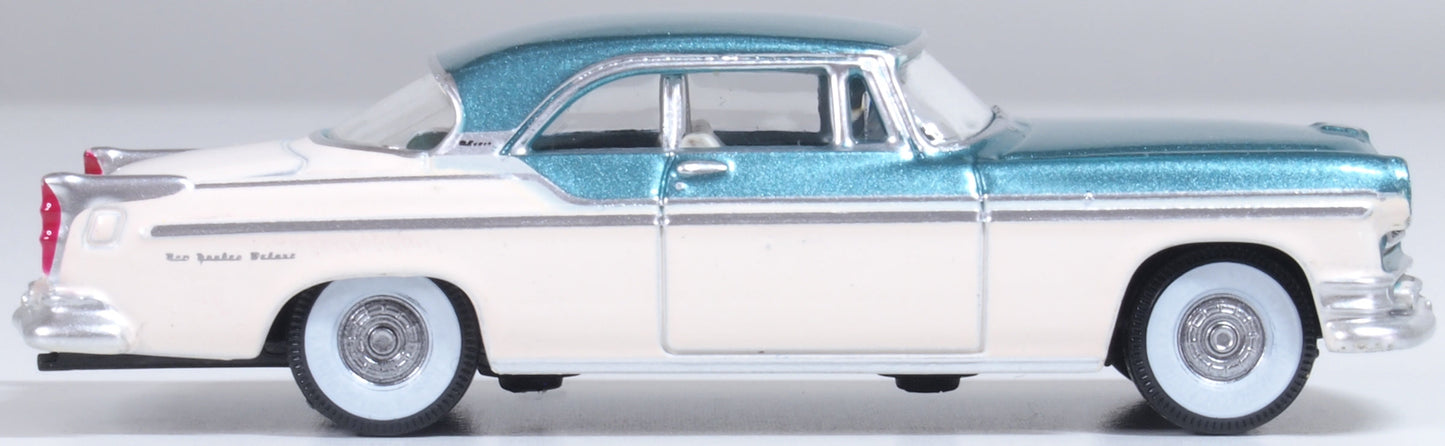 Oxford Diecast 87CNY55004 1:87 1955 Chrysler NY Deluxe St. Regis Diecast Car