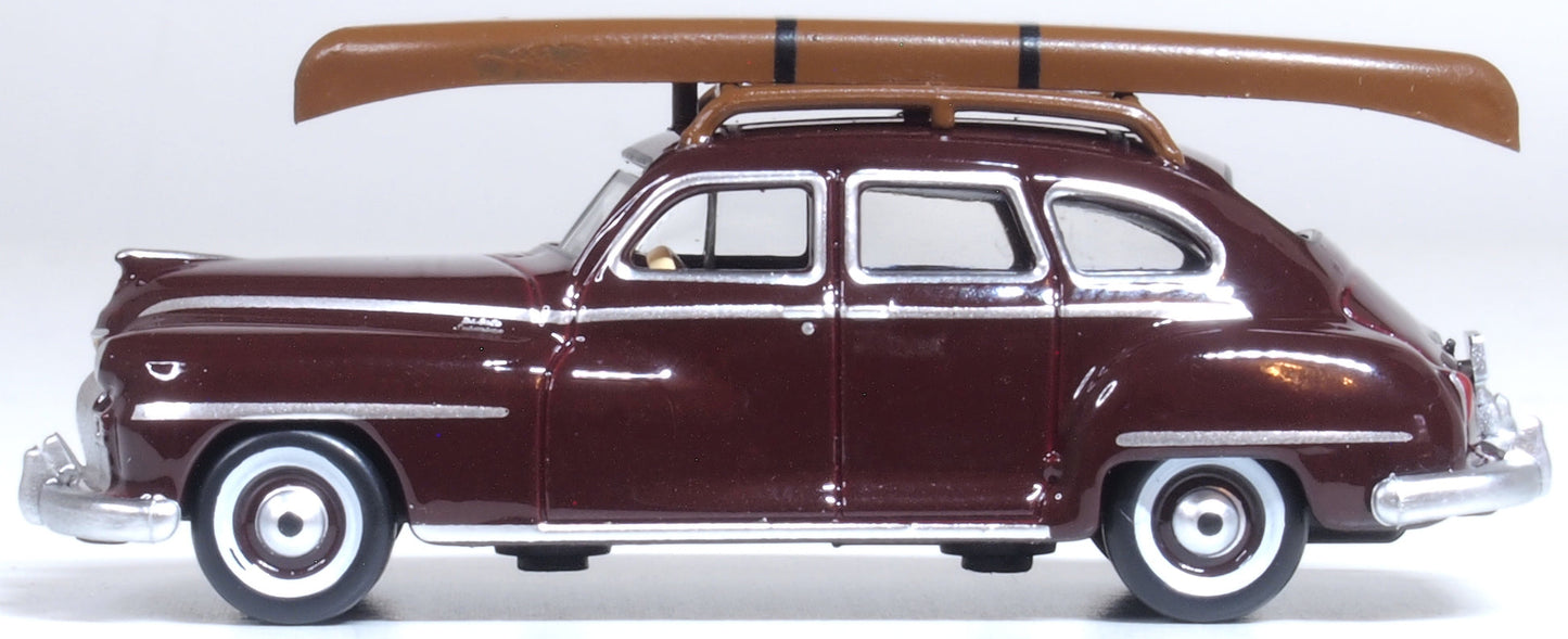 Oxford Diecast 87DS46007 1:87 '46-'48 Desoto Suburban Sedan w/ Canoe Diecast Car