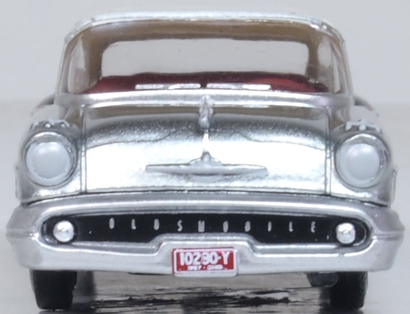 Oxford Diecast 87OC57003 1:87 1957 Oldsmobile 88 Convertible Diecast Model Car