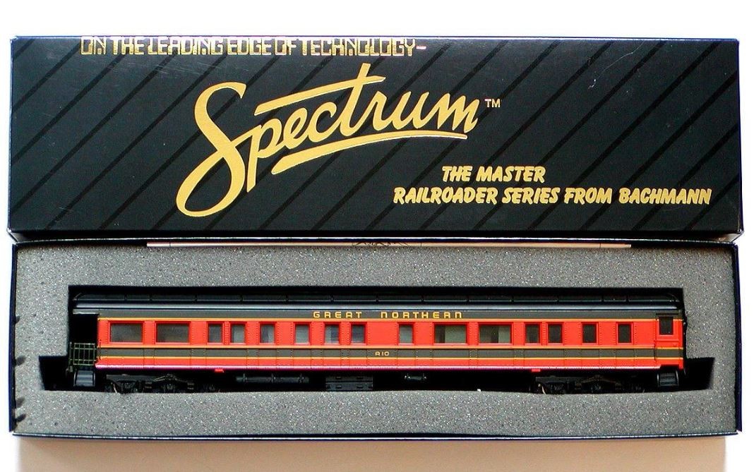 Bachmann Spectrum 89036 HO Scale Great Northern Observation Car #A10