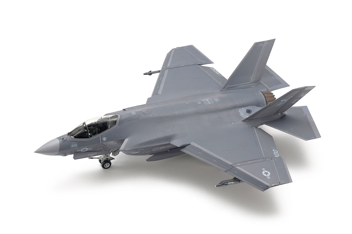Tamiya 61127 1:48 Lockheed Martin F-35C Lightning II Aircraft Plastic Model Kit