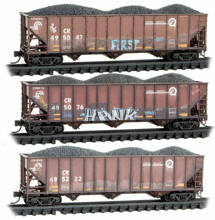 Micro-Trains 98305035 N Conrail Weathered 100-Ton 3-Bay Open Hopper w/Coal Load