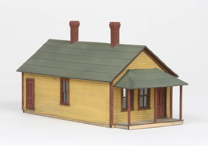 American Model Builders 129 HO One-Story Section House Laser Art Building Kit