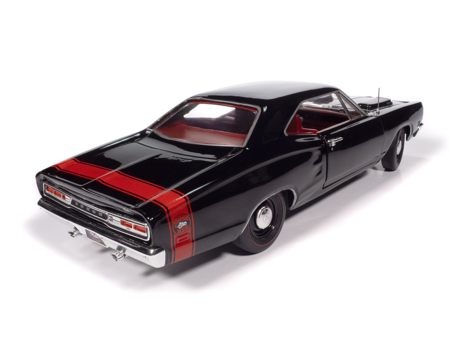 American Muscle 1347 1:18 1969 Dodge Coronet Super Bee MCACN Diecast Model Car