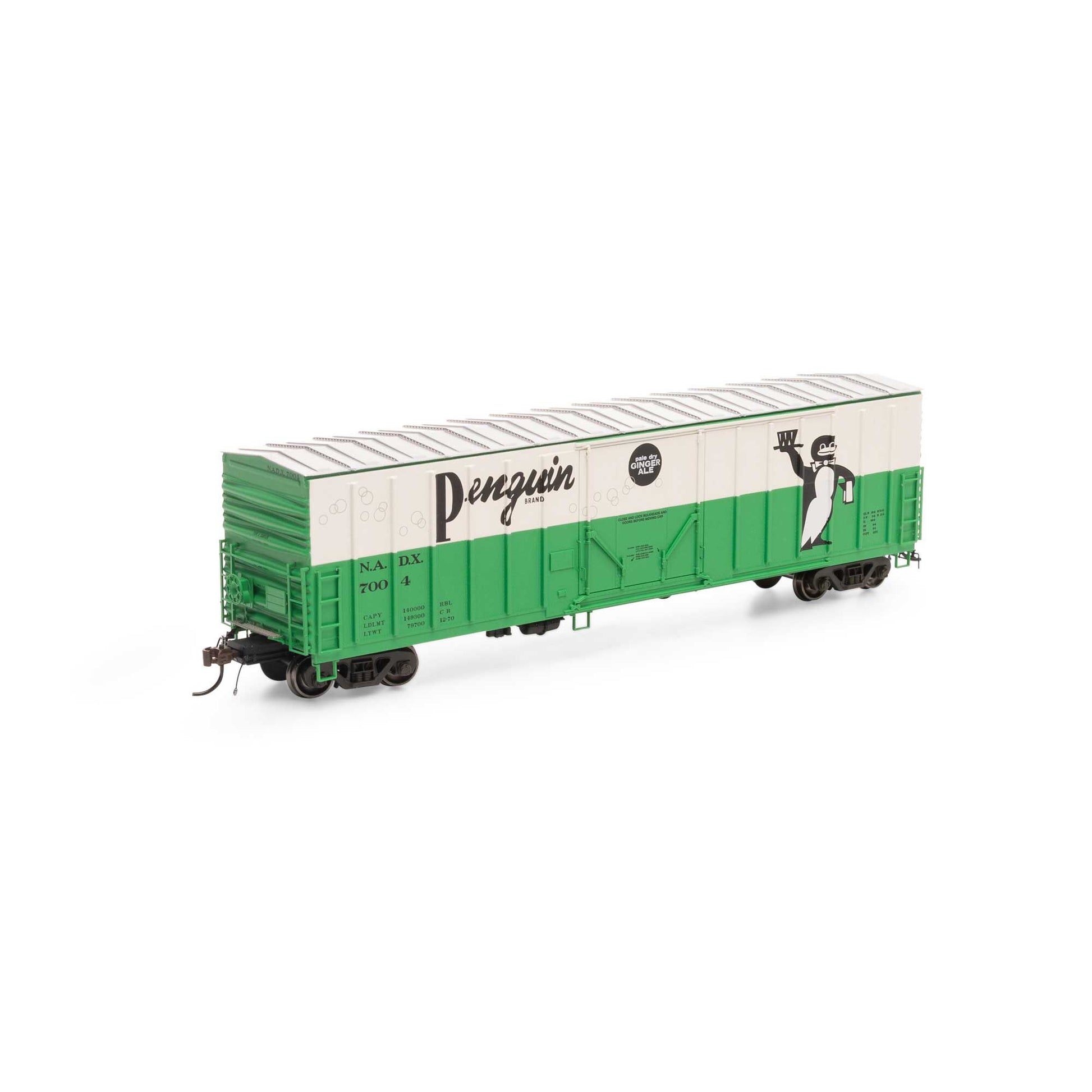 Athearn 18446 HO Penguin Ginger Ale 50' NACC Boxcar #7004
