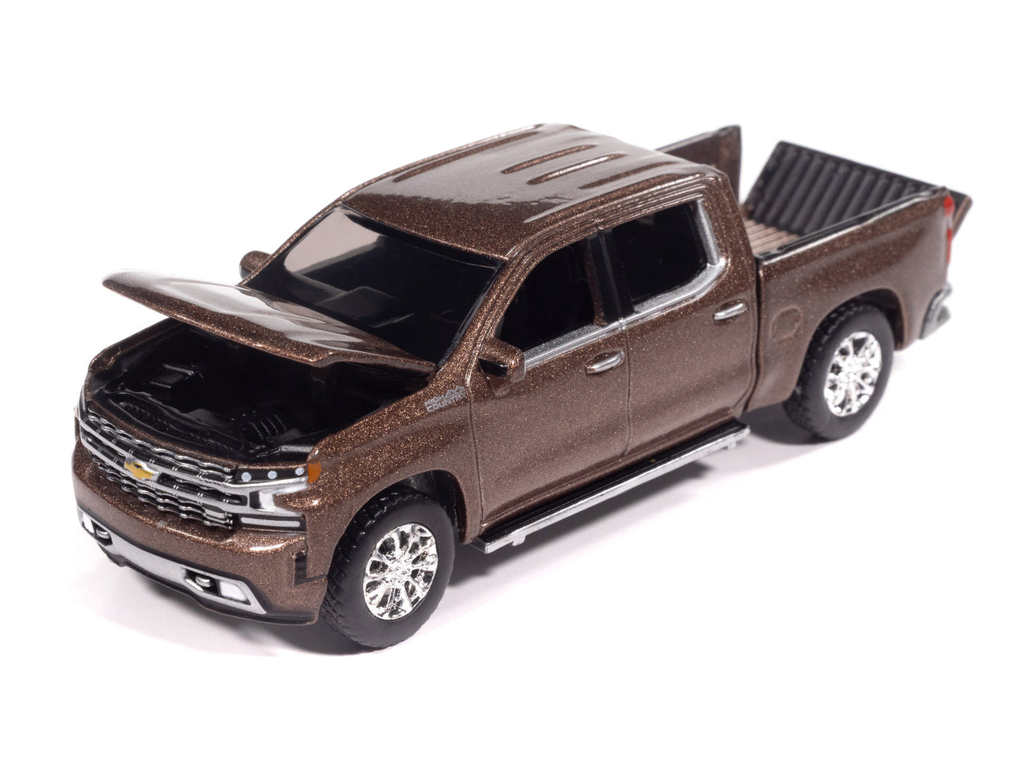 Auto World AWSP215-A-CASE 1:64 2019 Chevrolet Silverado High Country Pickup (6)