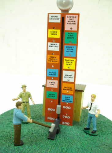 Lionel 6-24161 O Gauge Test-O-Strength Carnival Accessory LN/Box