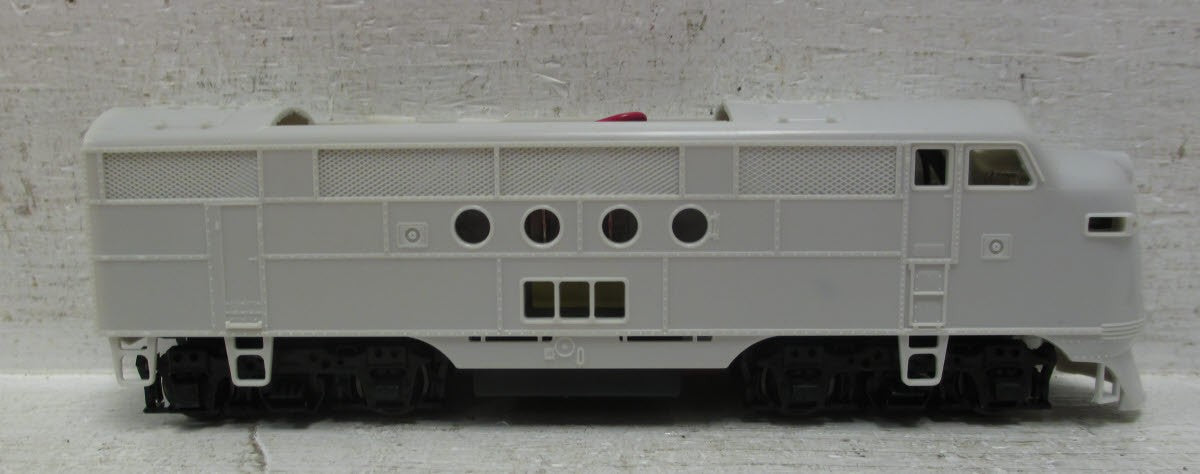 Stewart 5001 HO Undecorated Diesel EMD FTA Powered with Single Headlight NIB