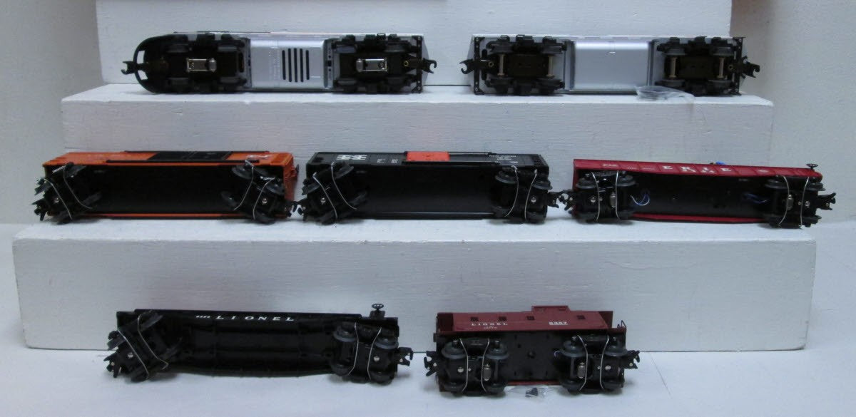 Lionel 6-38324 O Gauge New Haven F3 Diesel Freight Train Set #2507W EX/Box