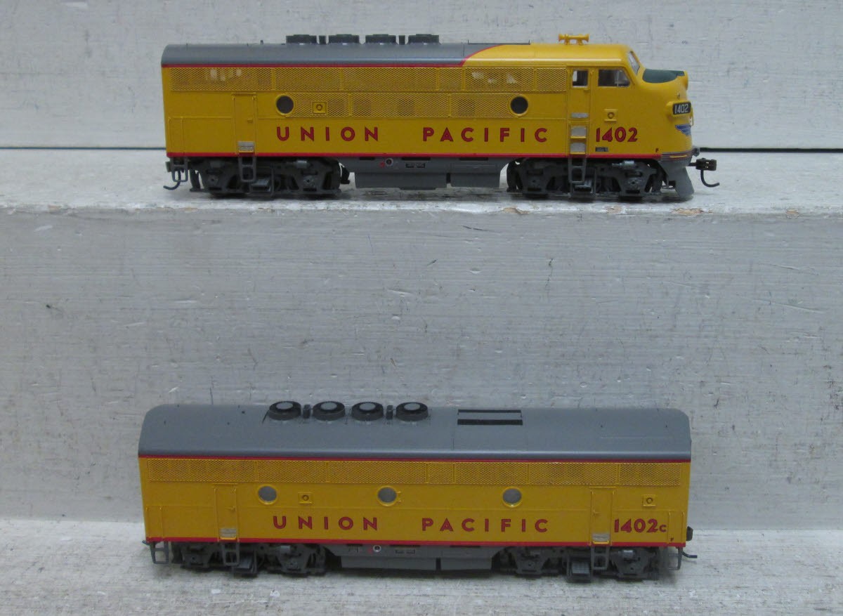 Athearn G2506 HO Scale Union Pacific F-3 AB Diesel Set MT/Box