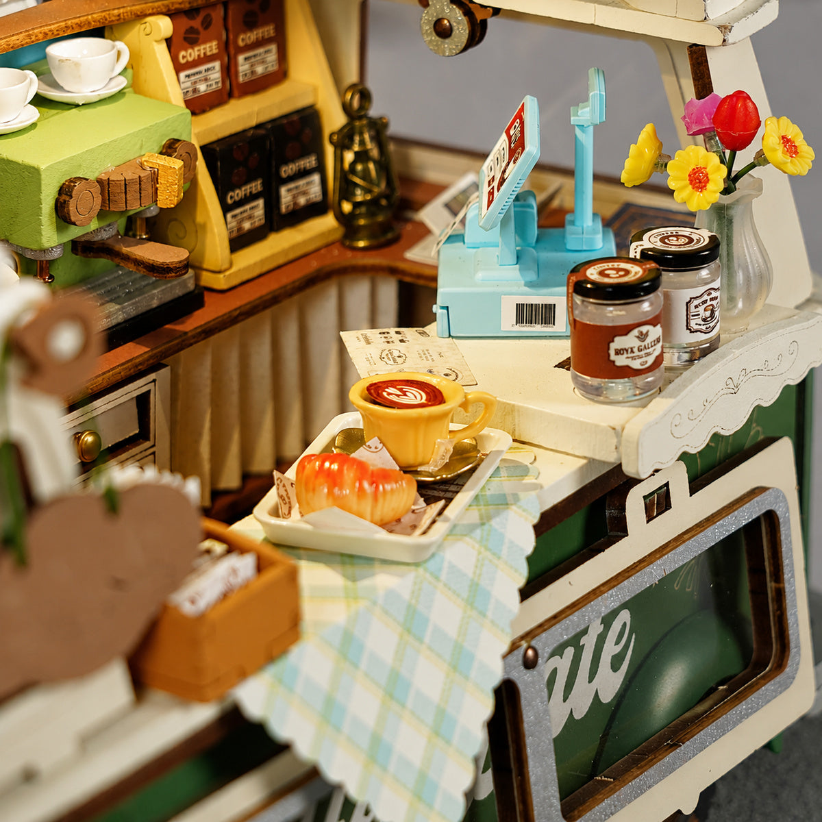 Robotime TGS07 Rolife Leo's Coffee Truck 3D Wooden Puzzle