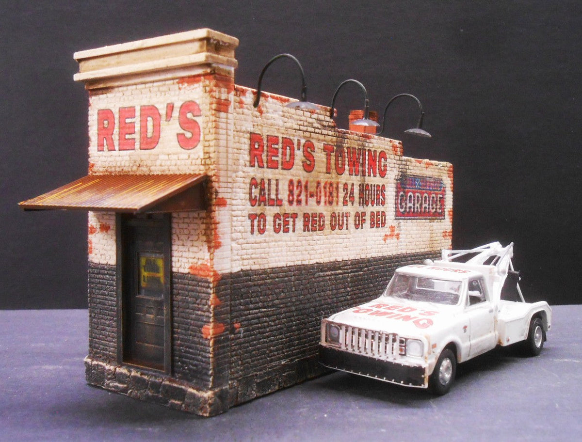 Downtown Deco 2032 N Red's Towing Building Kit
