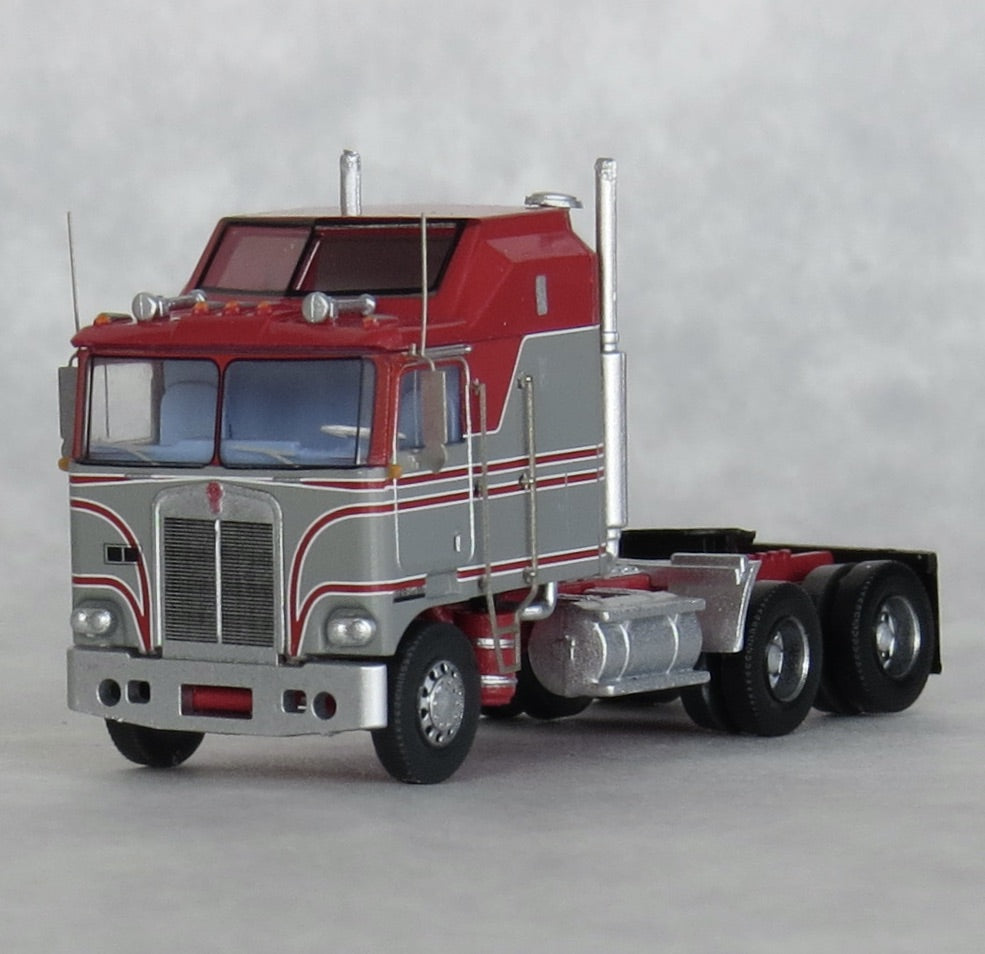 Trainworx Inc. 41061 N Salem Gray & Red Kenworth K100 Aerodyne Tractor