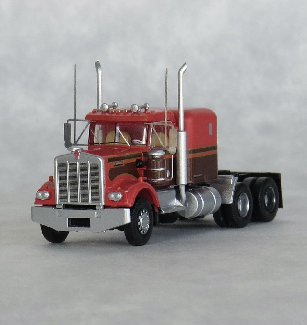 Trainworx Inc. 49043 N Seminole Orange & Brown Kenworth W900 VIT Tractor