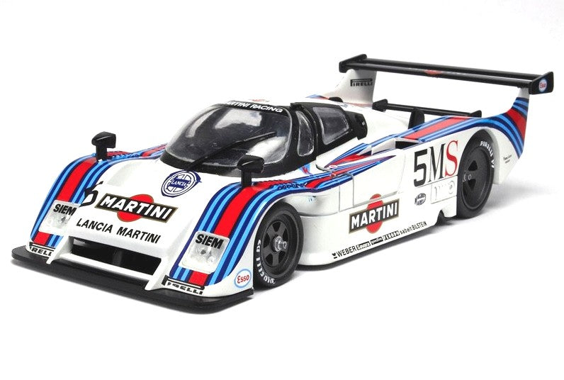 Italeri 3641 1:24 Lancia LC2 Race Car Plastic Model Kit