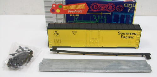 Roundhouse 1232 HO Southern Pacific 50' GARX Boxcar # 51340 Kit