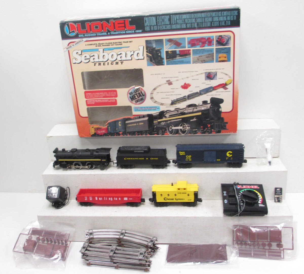Lionel 6-11746 Seaboard Freight O Gauge Steam Train Set EX/Box