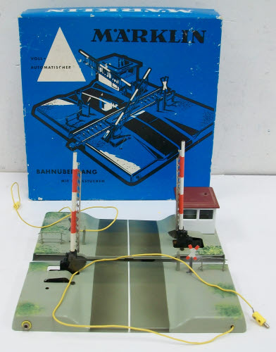 Marklin 7192 Automatic Level Crossing EX/Box