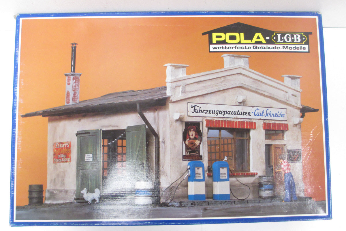 Pola 931 G Scale Service Station and Repair Shop LN/Box