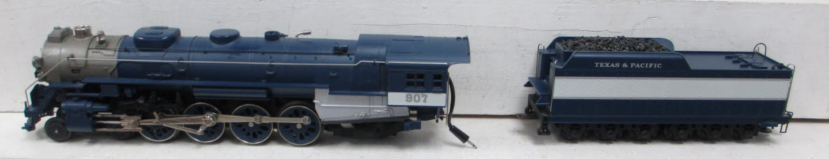 Lionel 6-18024 O Texas & Pacific L-3 4-8-2 Steam Loco & Tender #907 with Case LN/Box