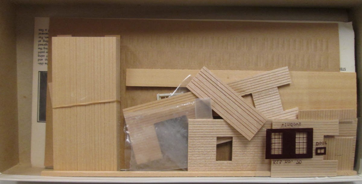 Fine Scale Miniatures 70 HO Scale "Super detailed" Flagstop Station Building Kit