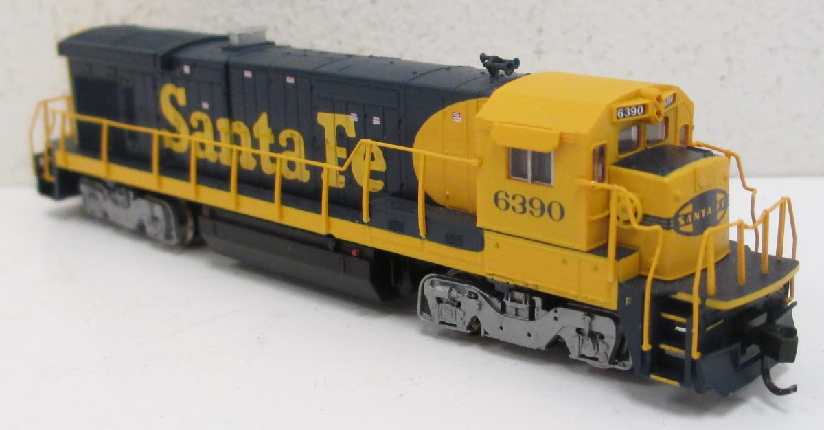 Atlas 49707 N Scale Santa Fe B23-7 Diesel Locomotive #6390