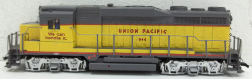 Spectrum 82011 HO Union Pacific GP 30 Diesel Locomotive #844 EX/Box