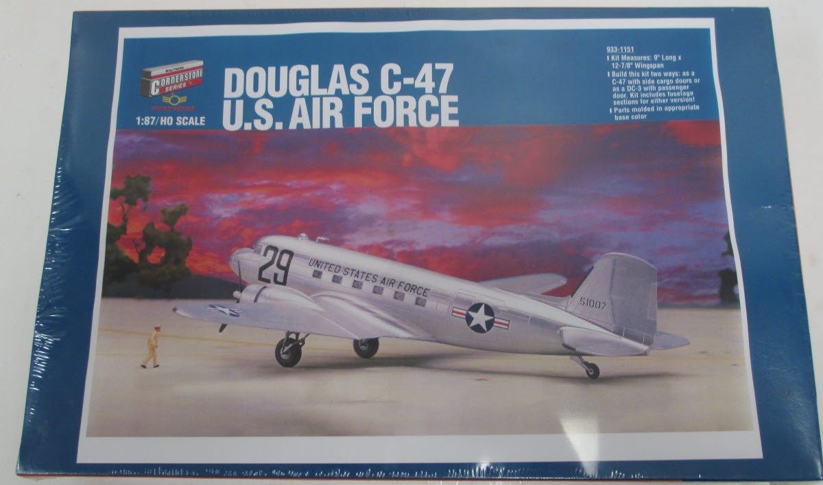 Walthers 933-1151 HO C-47 Airplane US Air Force Kit