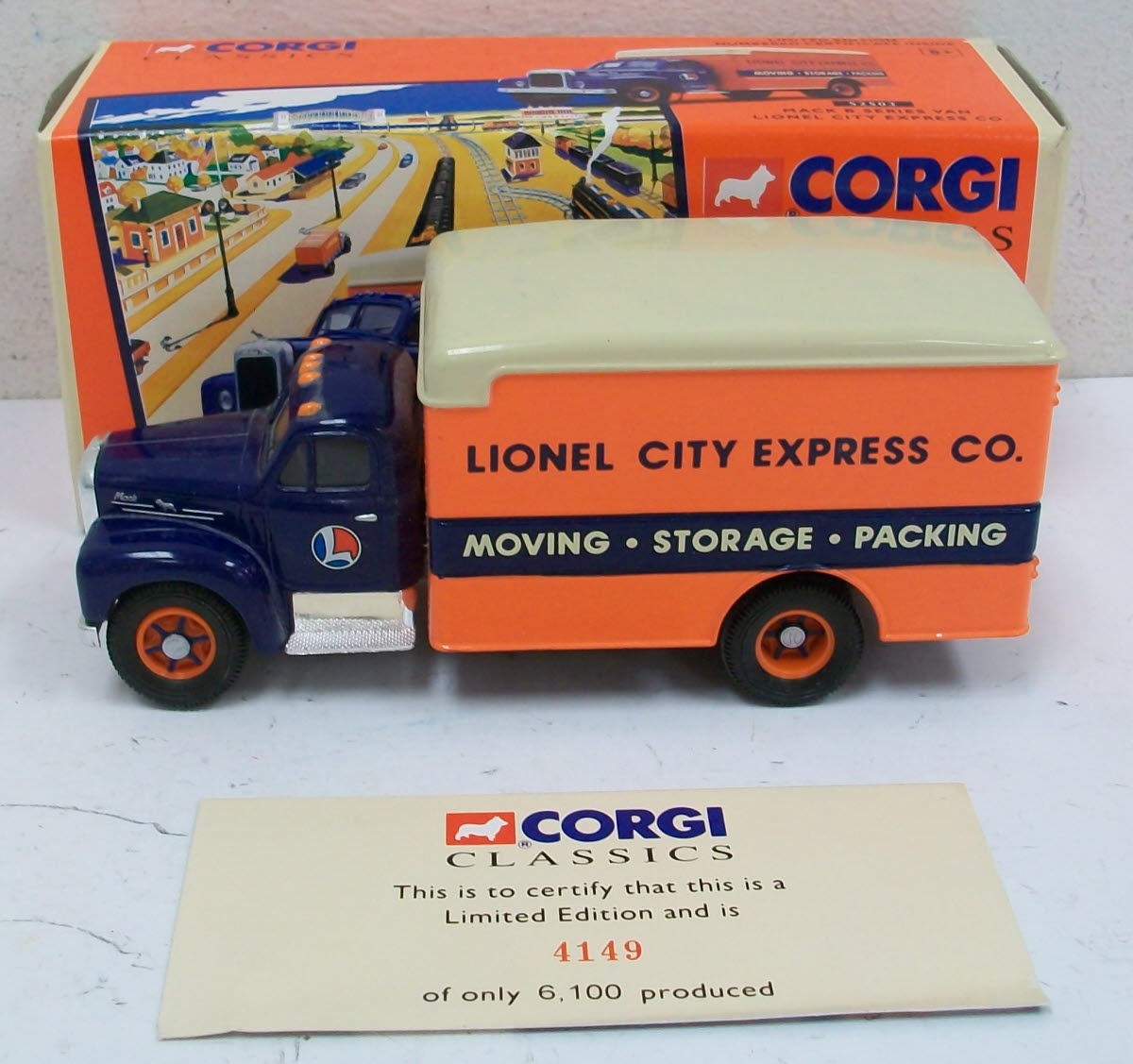 Corgi 52503 1:43 Lionel City Express Co. Mack B Series Moving Van NIB