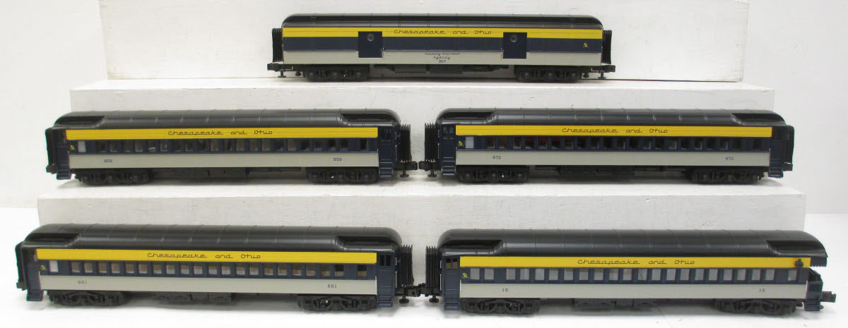 MTH 20-4028 O Chesapeake & Ohio 70' Madison Passenger Car Set (Set of 5) LN/Box