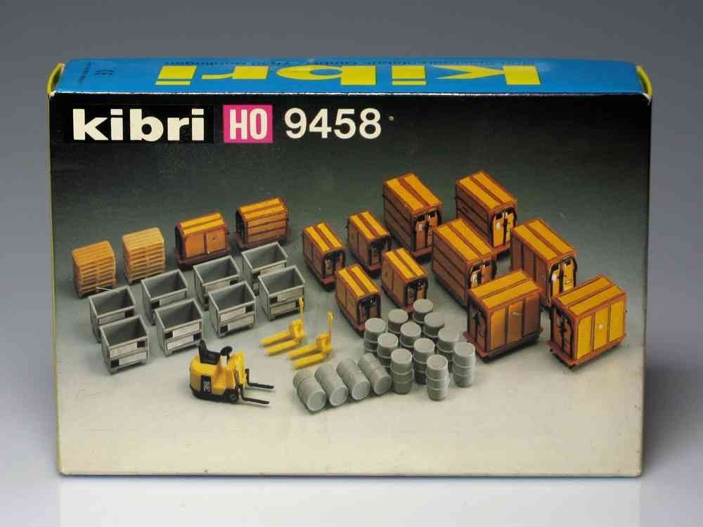 Kibri 9458 HO Scale Freight Load Set w/Forklift Plastic Kit