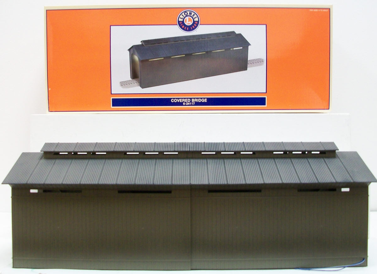 Lionel 6-24117 O Lighted Covered Bridge Assembled